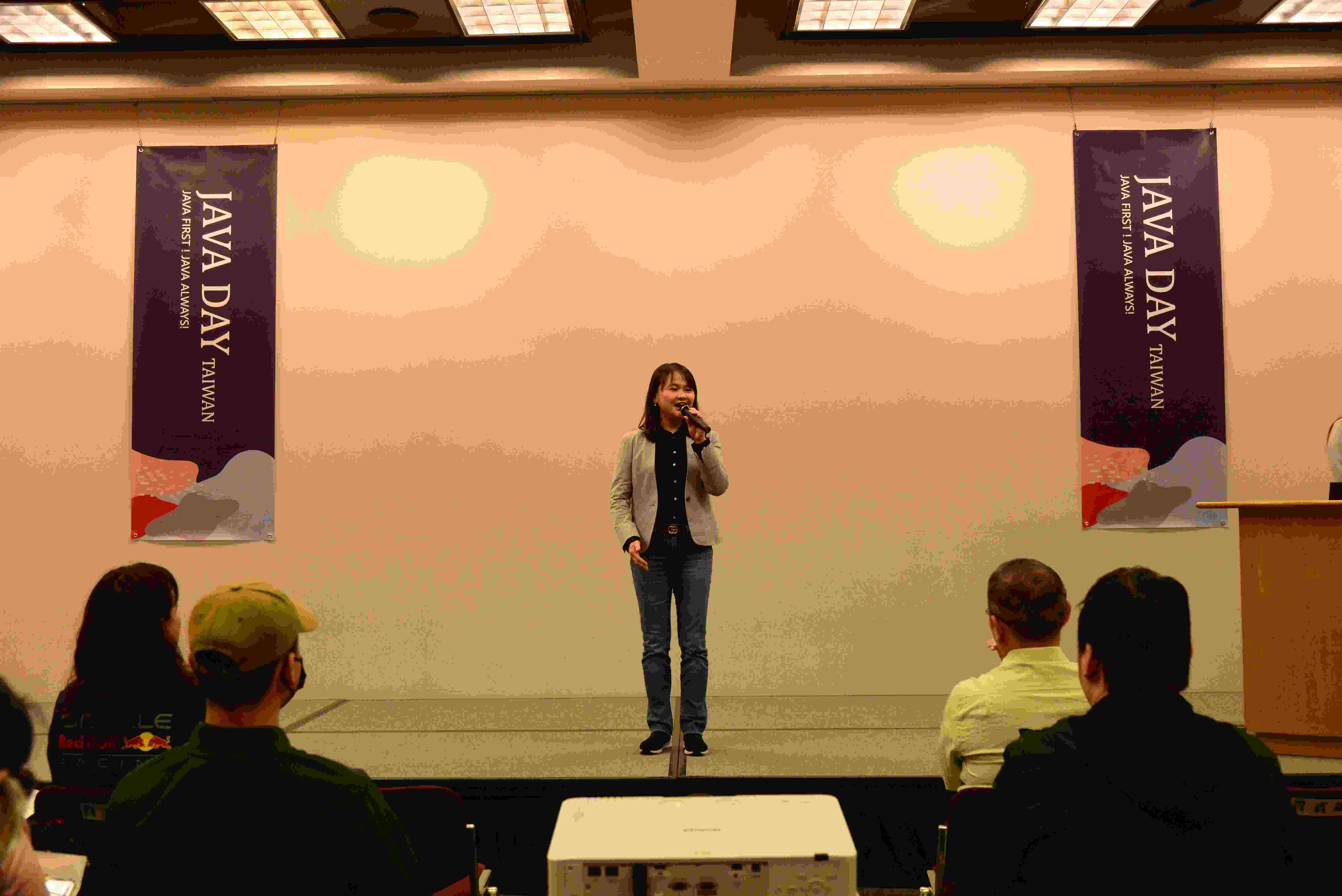 JavaDay台北場-巨匠教育集團總經理王萱慧
