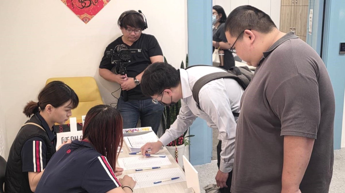 巨匠學員報到，準備與企業面對面交流