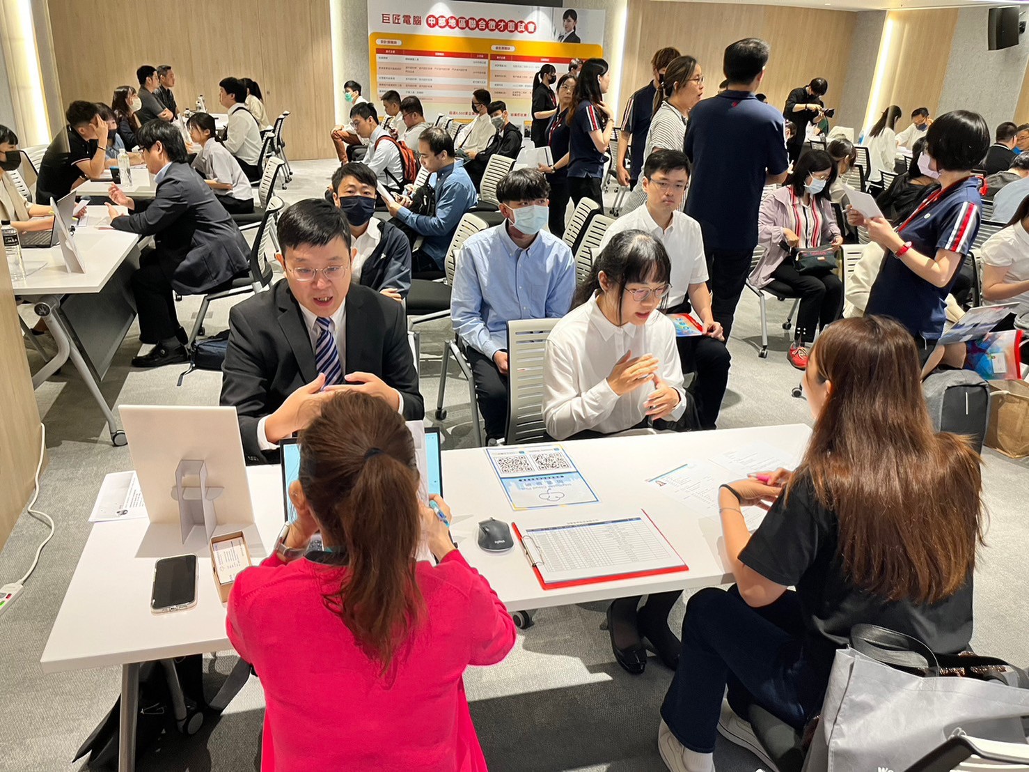 徵才企業_加雲聯網
