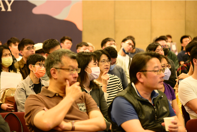 2024JavaDay研討會-與會者專注聽講